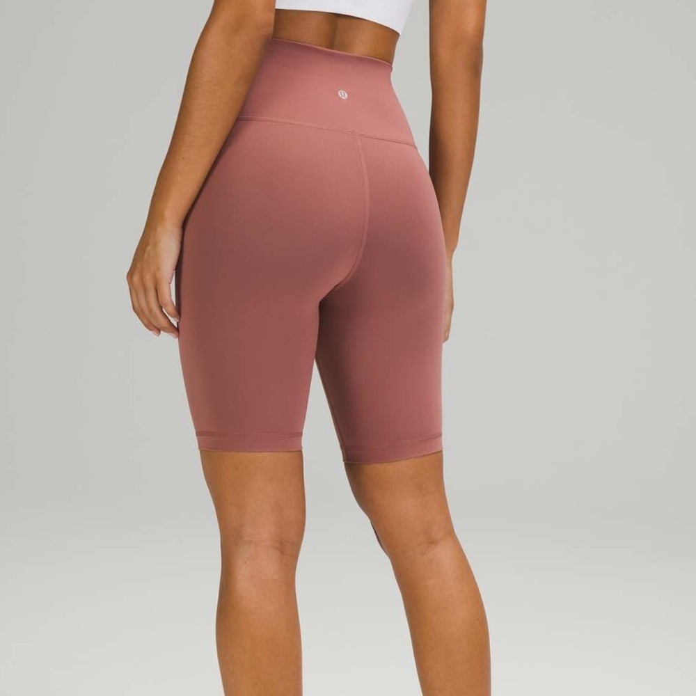 Lululemon Wunder Train High Rise Bike Short